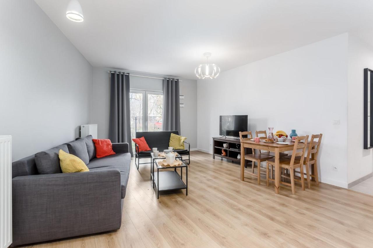 Chill Apartments Marywilska ワルシャワ エクステリア 写真