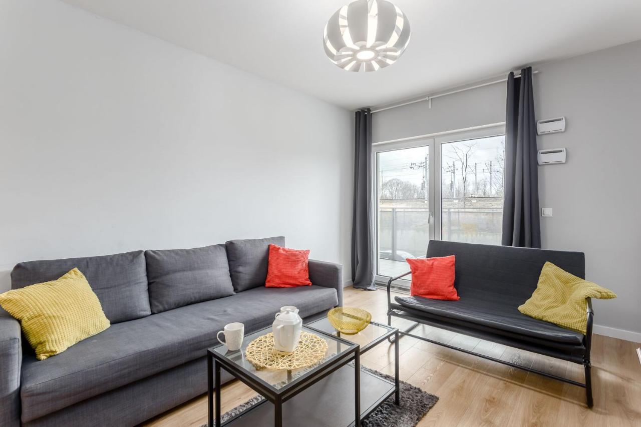Chill Apartments Marywilska ワルシャワ エクステリア 写真