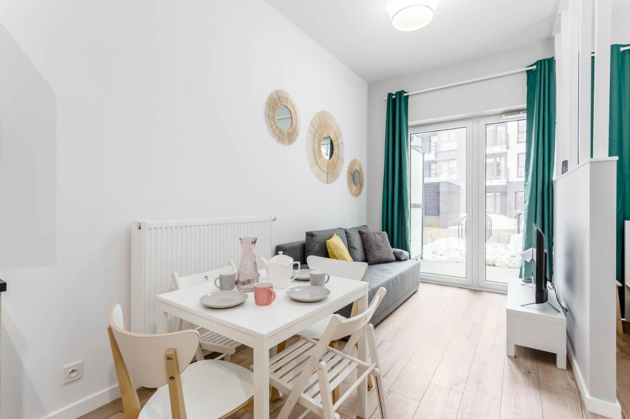Chill Apartments Marywilska ワルシャワ エクステリア 写真