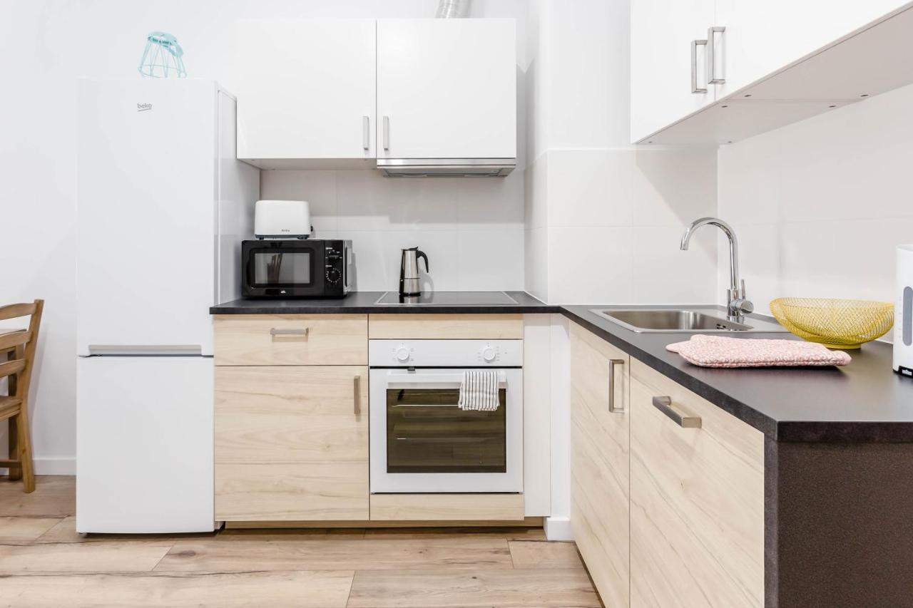Chill Apartments Marywilska ワルシャワ エクステリア 写真
