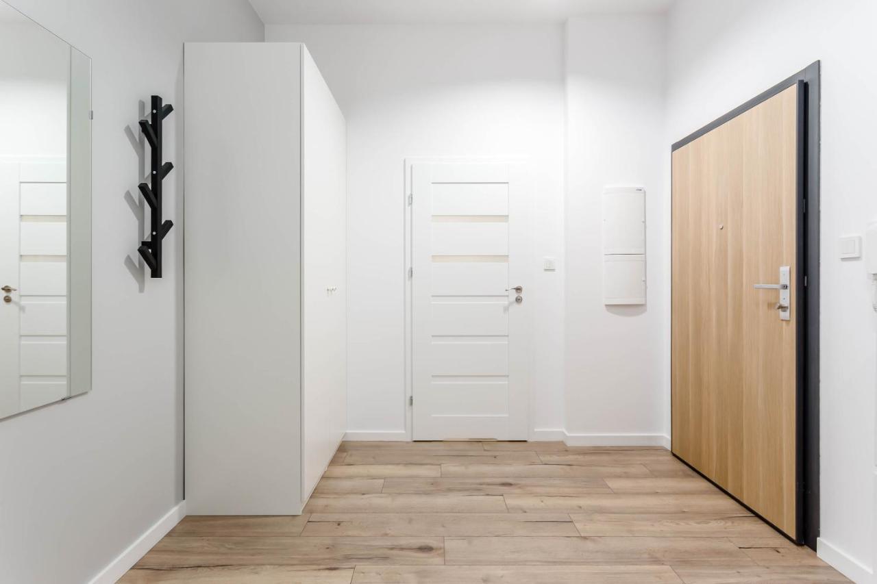 Chill Apartments Marywilska ワルシャワ エクステリア 写真