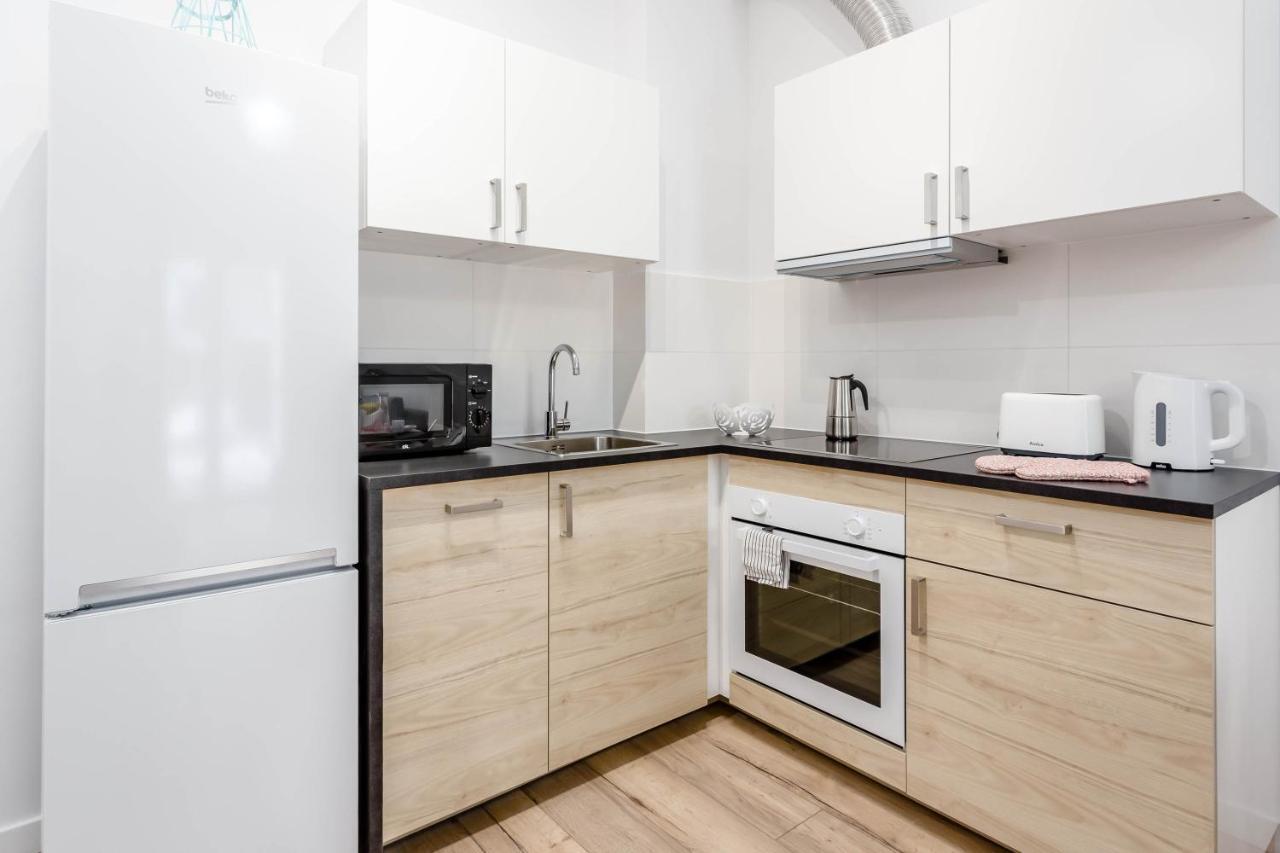 Chill Apartments Marywilska ワルシャワ エクステリア 写真