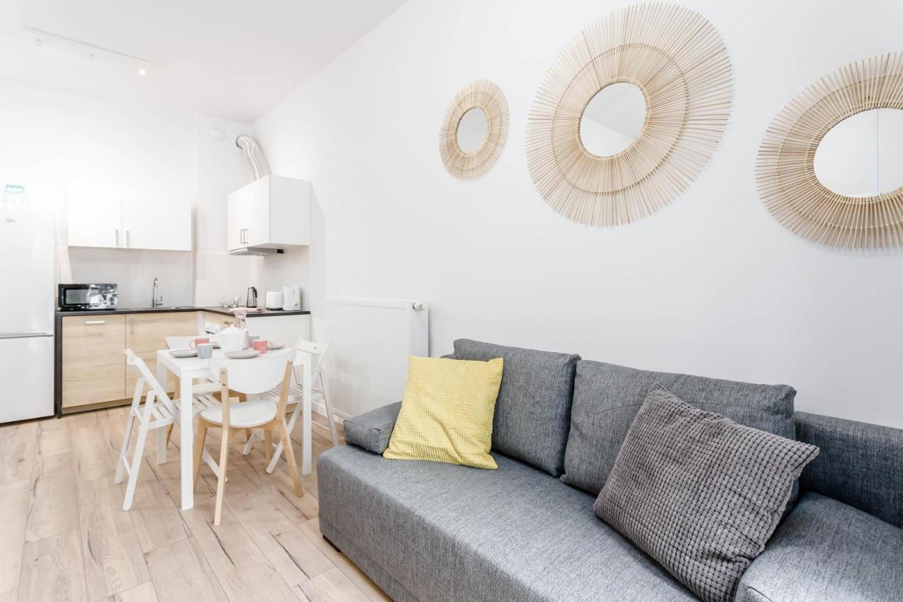 Chill Apartments Marywilska ワルシャワ エクステリア 写真